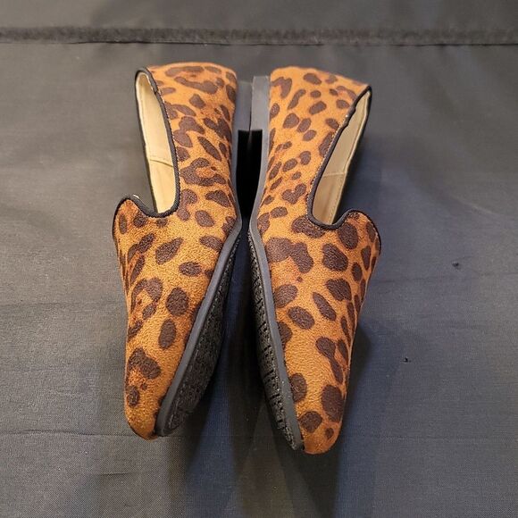 BRAND NEW OLIVIA&KATE NEW YORK LEOPARD PRINT WOMENS POINTED TOE LOAFERS SHOE - Picture 10 of 15